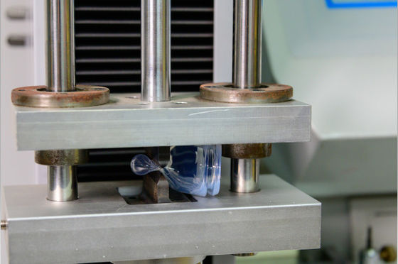 シリコンの赤ちゃんボトル 乳首 ゆっくり流れる