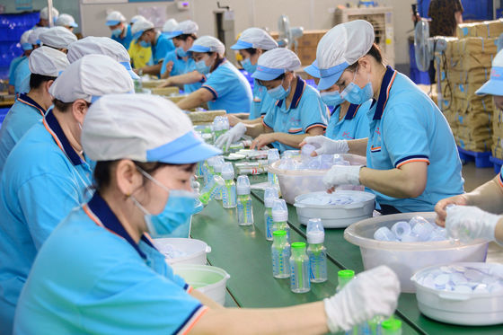 食品等級の速い流れの広い首のゴム製赤ん坊のシリコーンのニップル