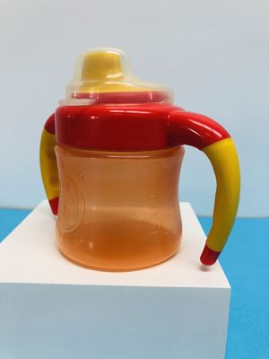 非9か月150ml PPを6オンスの赤ん坊のSippyのコップこぼしなさい